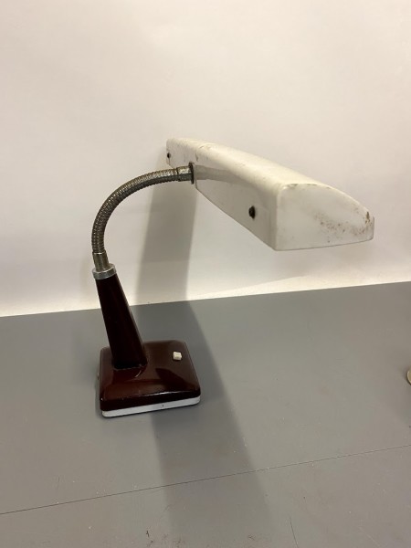 2: White Vintage Low Light Desk Lamp