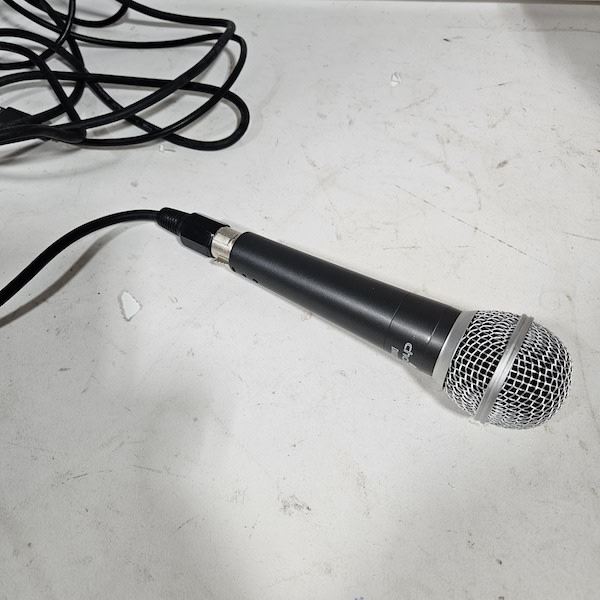 1: Microphone (Non Practical)