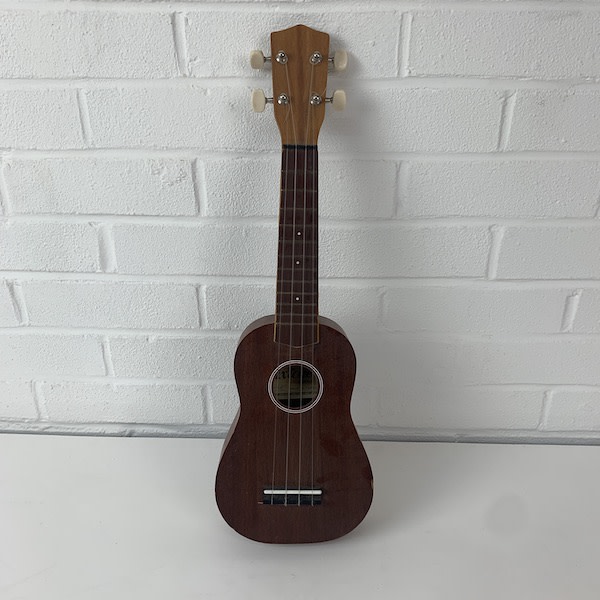 2: Maxtone Ukulele