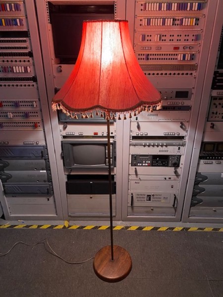 5: 1970's Pink Fabric Tassel Lampshade With Stand (Working)