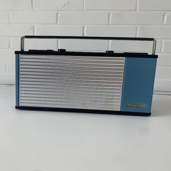 4: DiscaSET Blue Portable Radio/ Record Player (Non Practical)