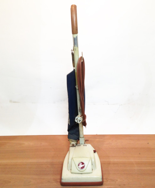 2: White Retro Hoover Vacuum Cleaner