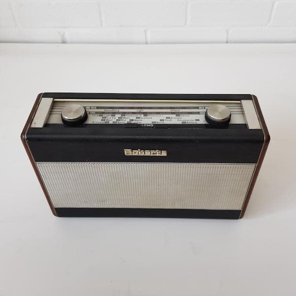 3: Roberts R404 Radio (1965-1968) (Non Practical)