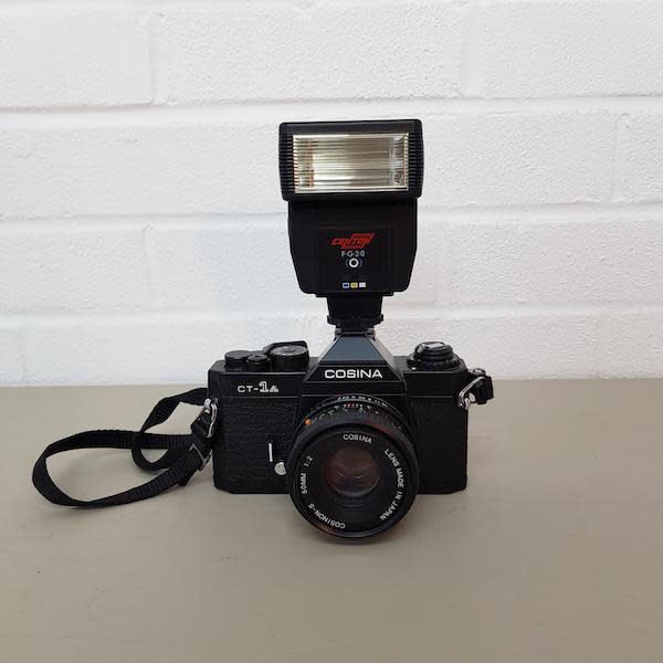 4: Cosina CT-1A Paparazzi Camera With Working Flash Unit