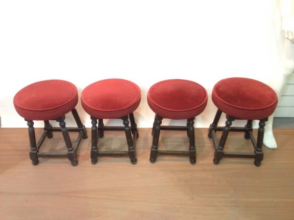 4: Red Low Pub/Bar Stools