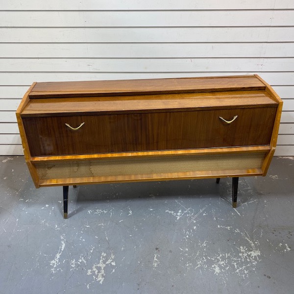 2: Vintage Music Cabinet With Working Record/Radio Player 