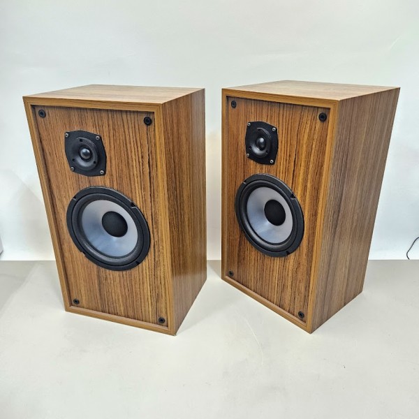 2: GEC High Fidelity Wooden Cased Retro Speaker (Non Practical)
