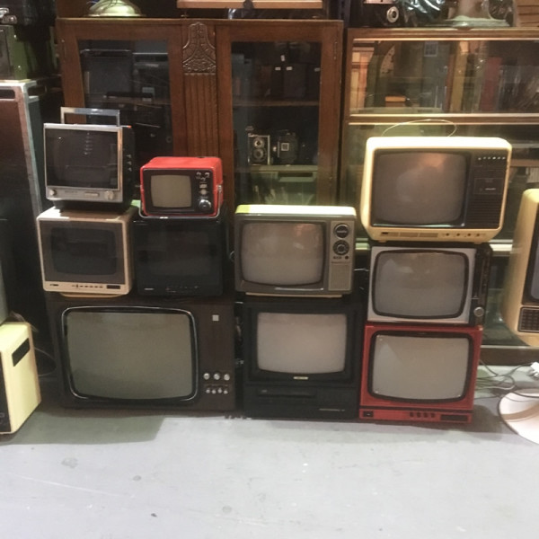 1: Stack Of Vintage TV's (B&W & Colour)