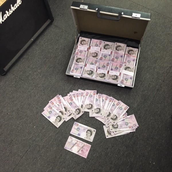 4: Fake Money In Briefcase - Pounds Sterling (£20 notes)