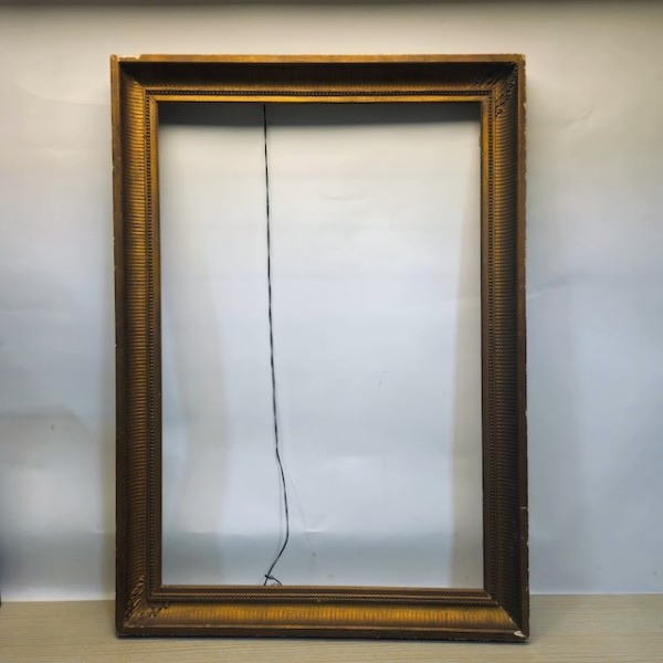 4: Large Gilded Picture Frame