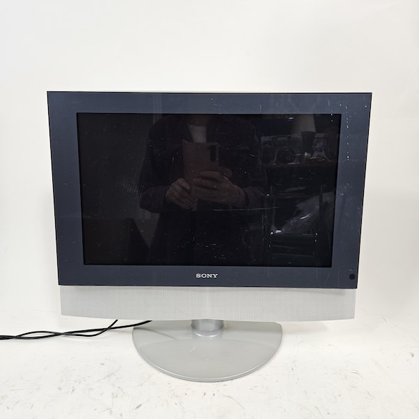 2: Fully Working Sony Colour TV Monitor (17