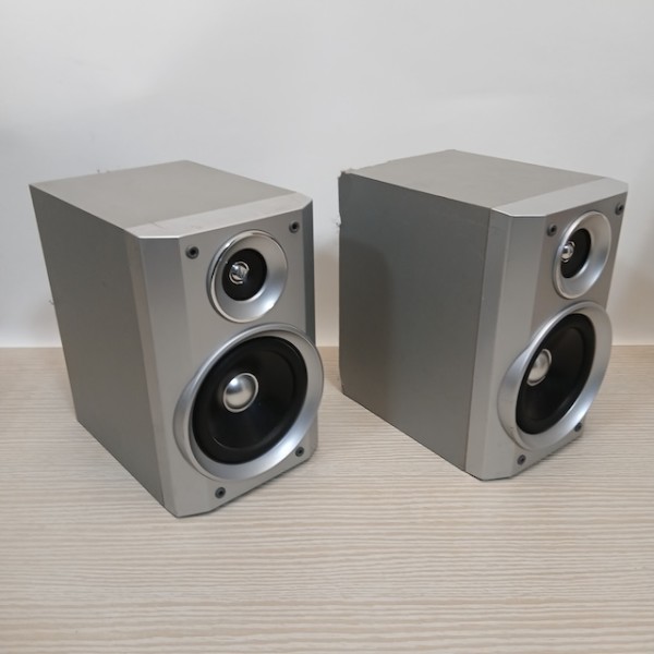 2: Sharp Silver Speaker (Non Practical)