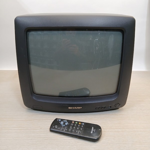 5: Fully Working Colour Sharp TV (13