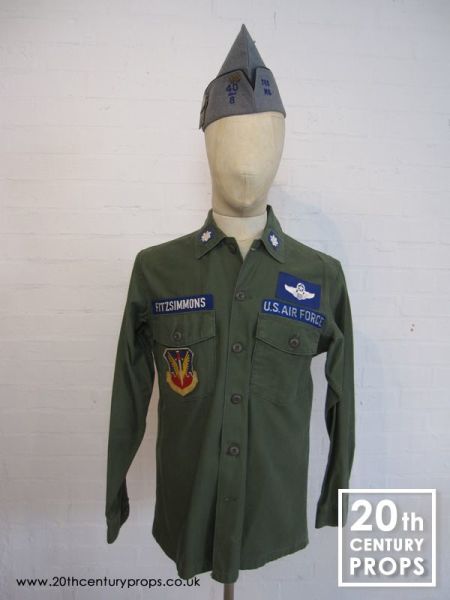 2: Vintage US Airforce Shirt & Beret