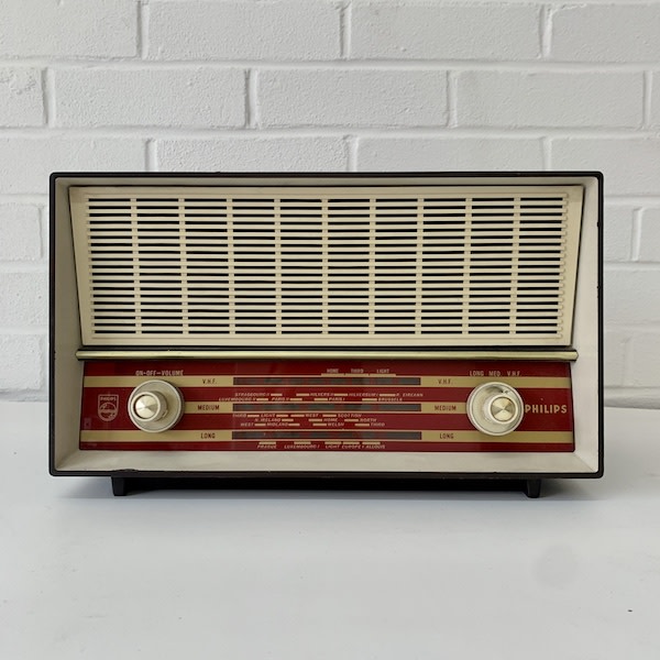 1: Philips Radio (Non Practical)