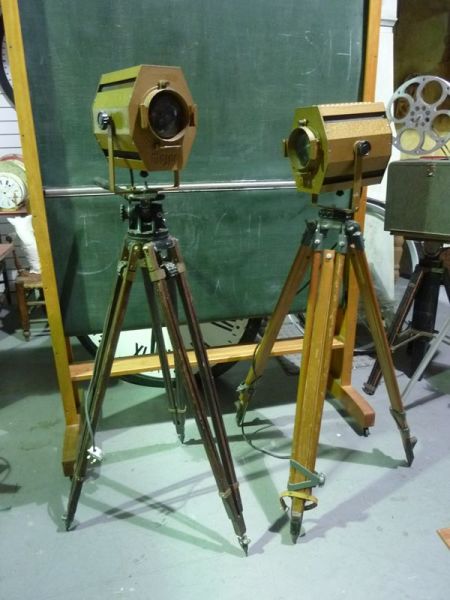 2: Vintage 'MAJOR' Spotlights On Wooden Tripod