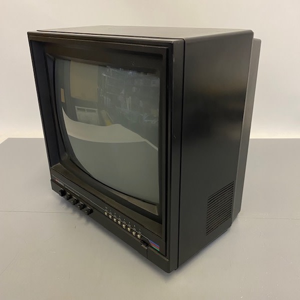 2: Fully Working Colour Matsui 1420A TV (13