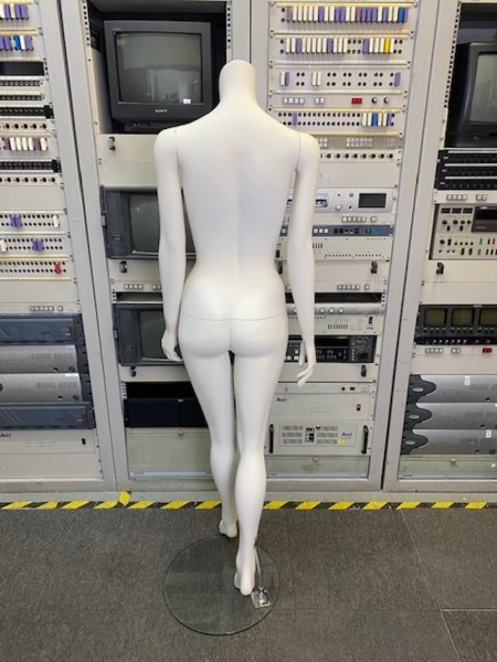 3: Female Headless Mannequin