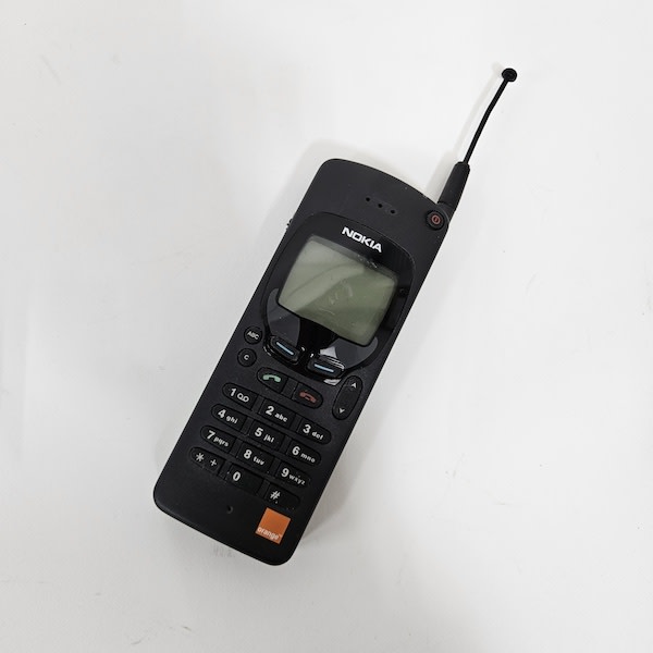 3: Retro Nokia 5.1 Mobile Phone (Non Practical) (1996) 