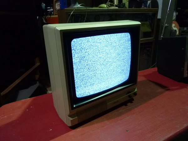 4: Practical Vintage B&W CRT Analogue Televisions