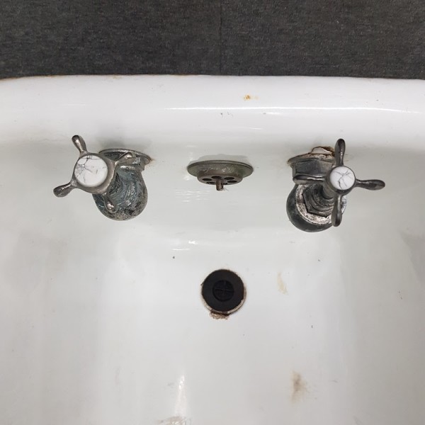 7: White Enamel Vintage Bath With Original Taps