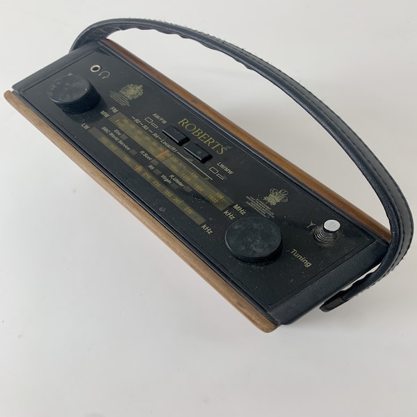3: Retro Roberts Radio (Non Practical)
