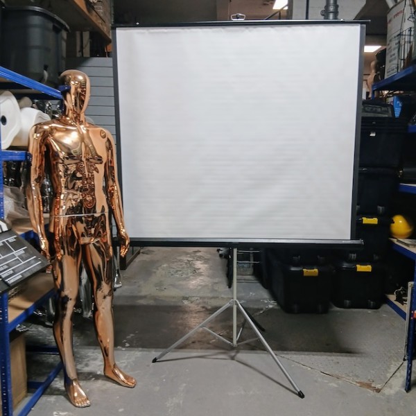 1: Quartet Front Projection Screen (77