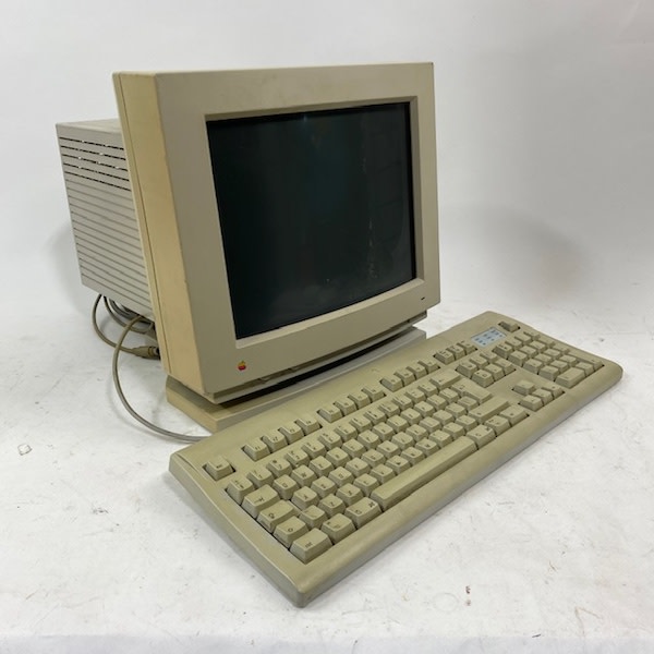 2: Retro Apple Mac Color Display Computer (Non Practical)