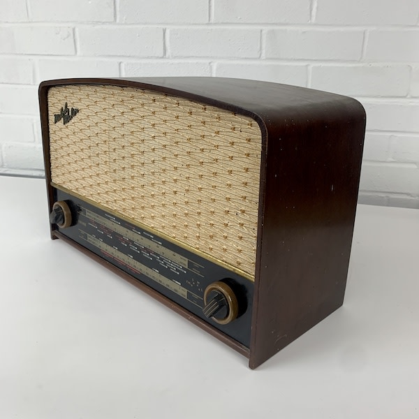 2: Cossor Melody Maker Radio (1957) (Non Practical)