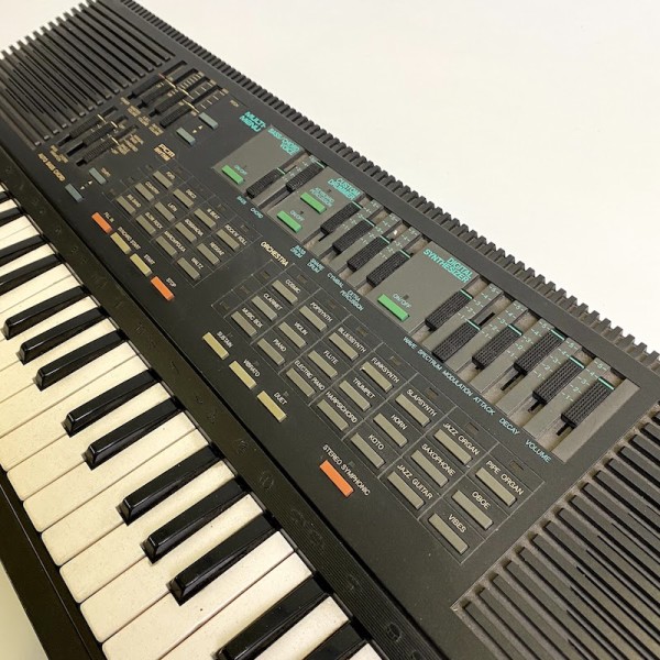 2: Yamaha Portasound Keyboard