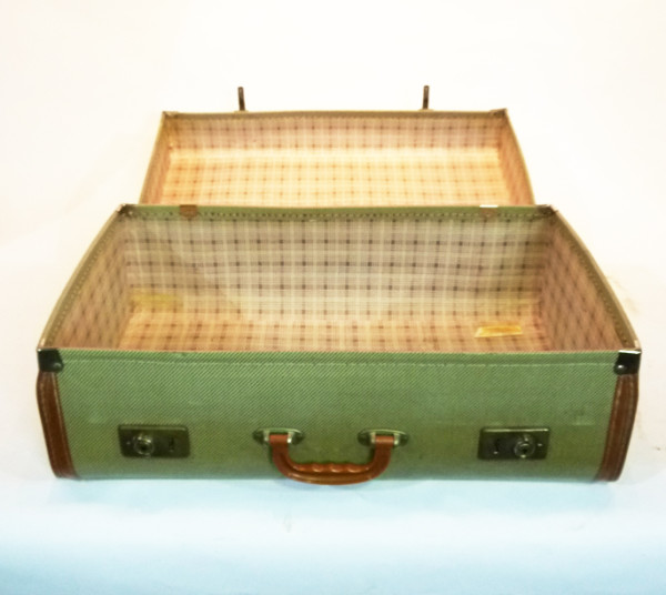 4: Cream Wood Finish Suitcase