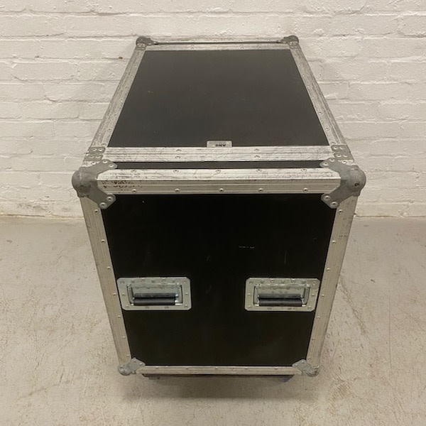 6: Flight Case On Wheels