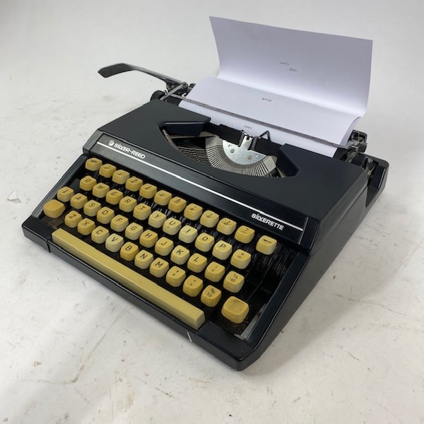 3: Fully Working Black Silver-Reed Silverette Typewriter