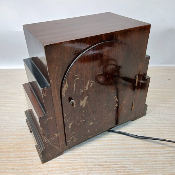 4: Art Deco Clock (Non Practical)
