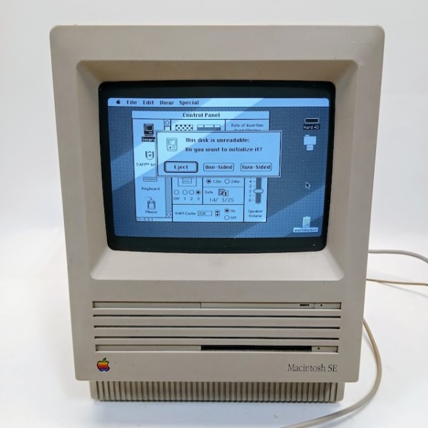 5: Working Retro Apple Mac Computer With Keyboard & Mouse (1980)