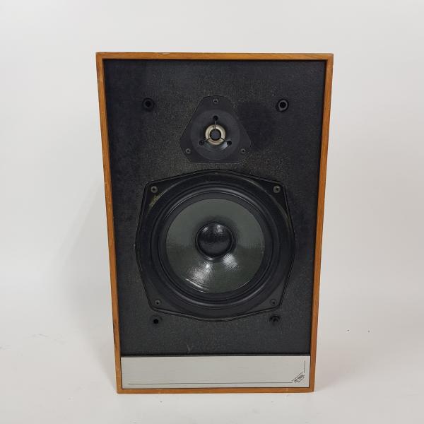 4: Fully Working Wooden Speaker