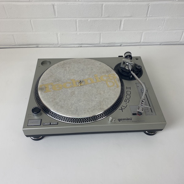 11: Retro Gemini XL-500 II Turntable/Deck (Fully Working)