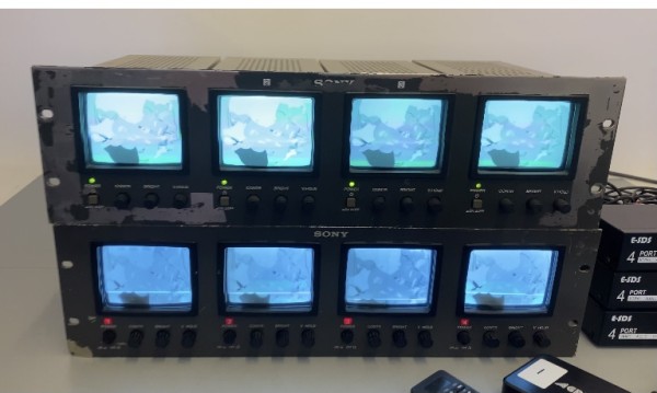 7: Fully Working Black & White SONY 4 Screen Video Monitor