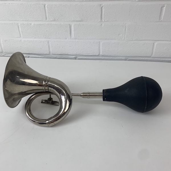 1: Silver Horn