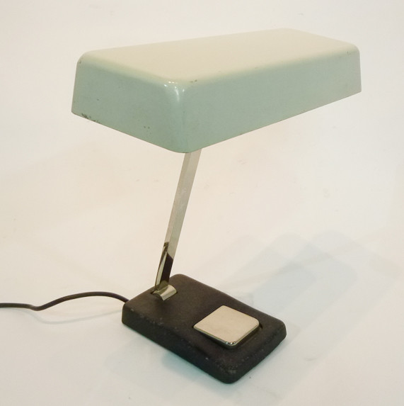 2: White Vintage Low Light Desk Lamp (Working)