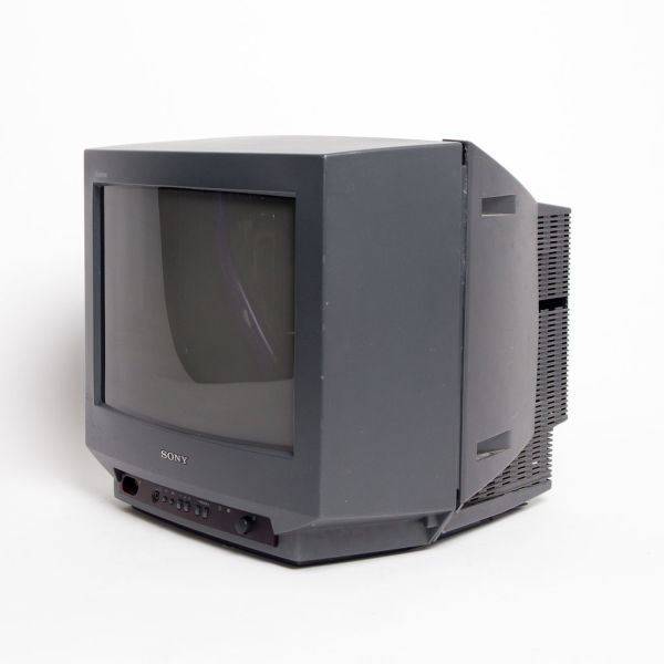 3: Non Practical Sony Trinitron TV