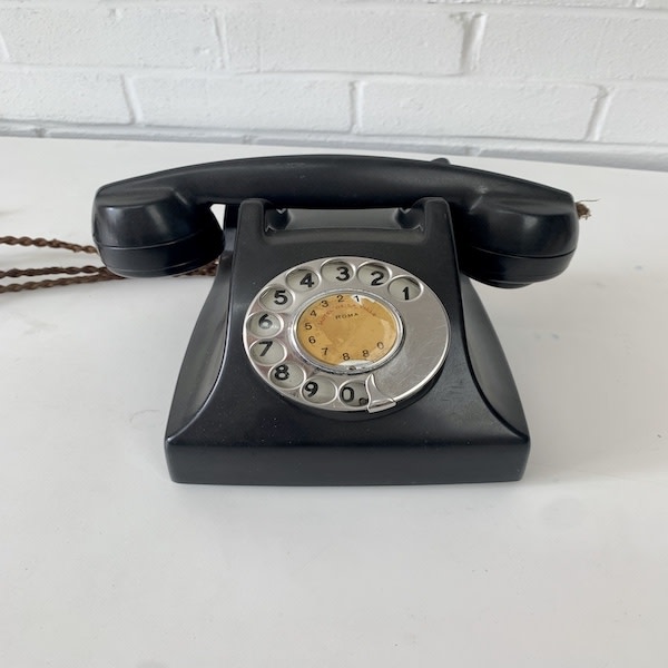 1: Vintage Bakelite Telephone