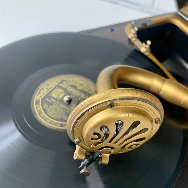 5: Decca Gold Gramophone (Fully Working)