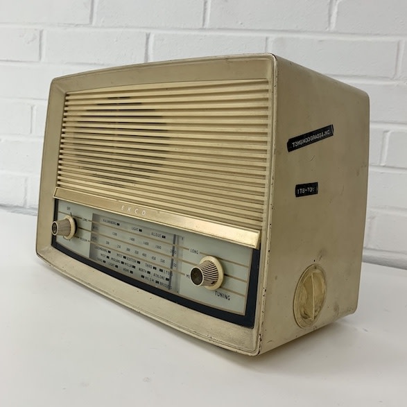 2: Ekco Radio (Non Practical)