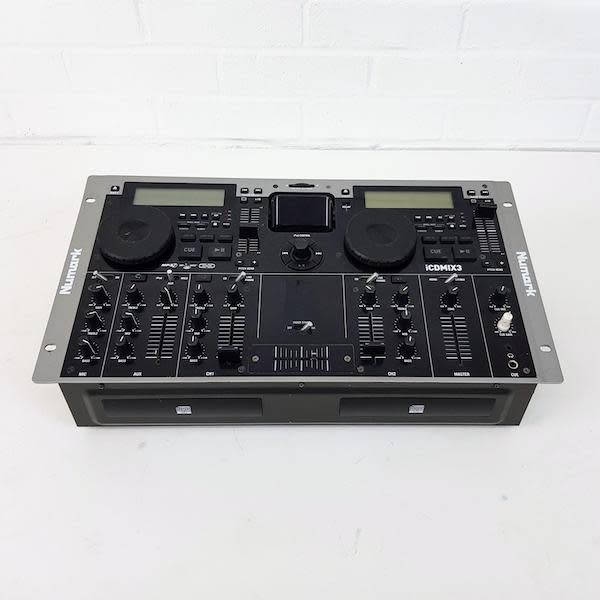 1: Numark iCDMIX 3 Mixer (Non Practical)