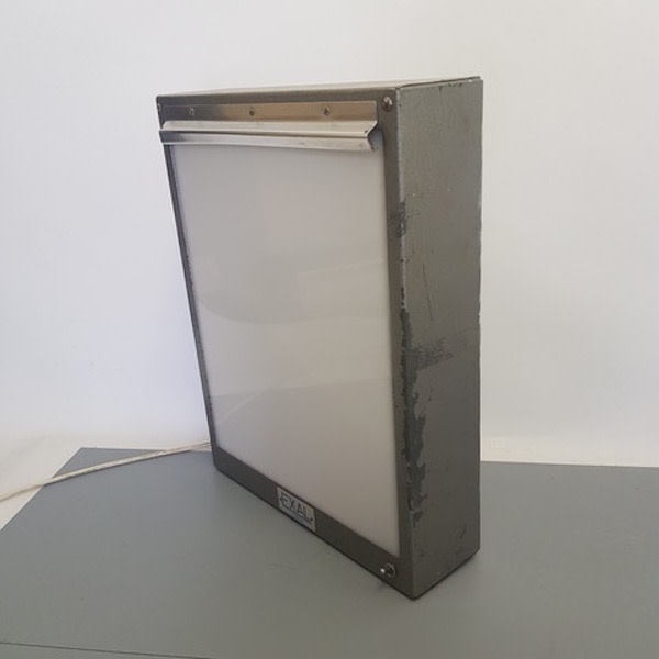 3: Working Vintage Lightbox/X-Ray Medical Box
