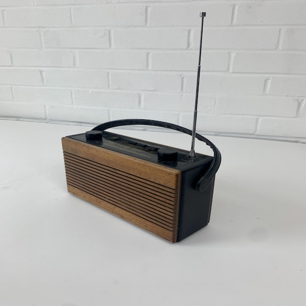 4: Retro Roberts Radio (Non Practical)