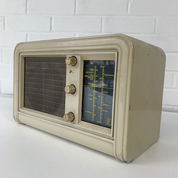 1: Vintage Radio (Non Practical)
