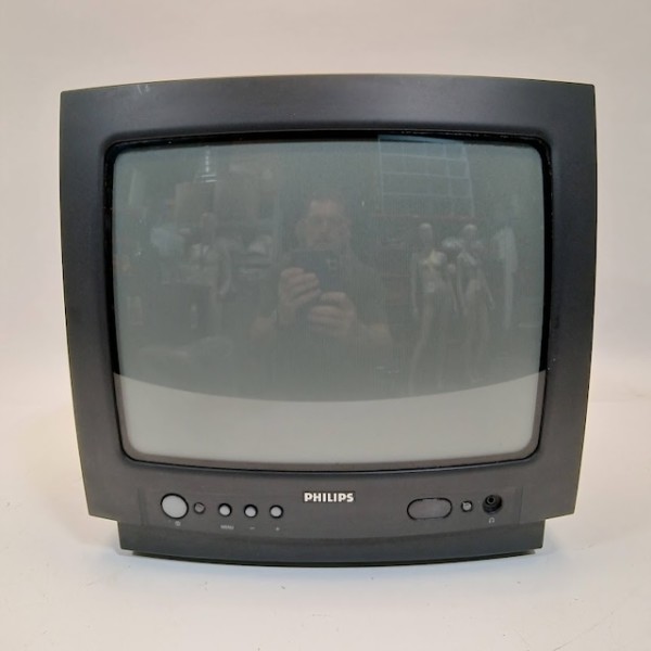 1: Fully Working Colour Philips TV (13.5