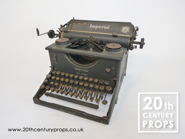 1: Non Practical Vintage Imperial Typewriter